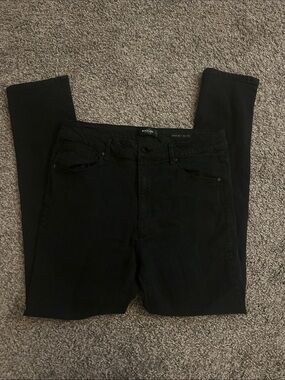 NWOT Black Label Skinny Jeans- size 55/ 33 waist